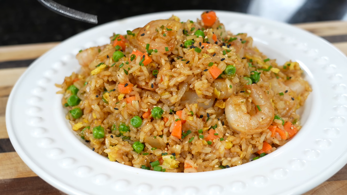 Easy Homemade Shrimp Fried Rice: Restaurant Flavor in 30 Minutes